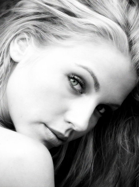 actor Ivana Firestone large photo