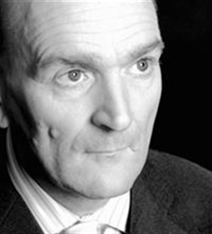 actor Tim Potter large photo