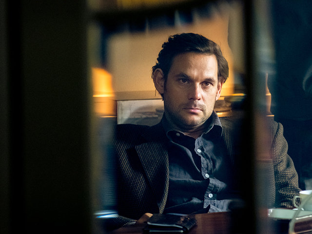 actor Alexander Beyer large photo