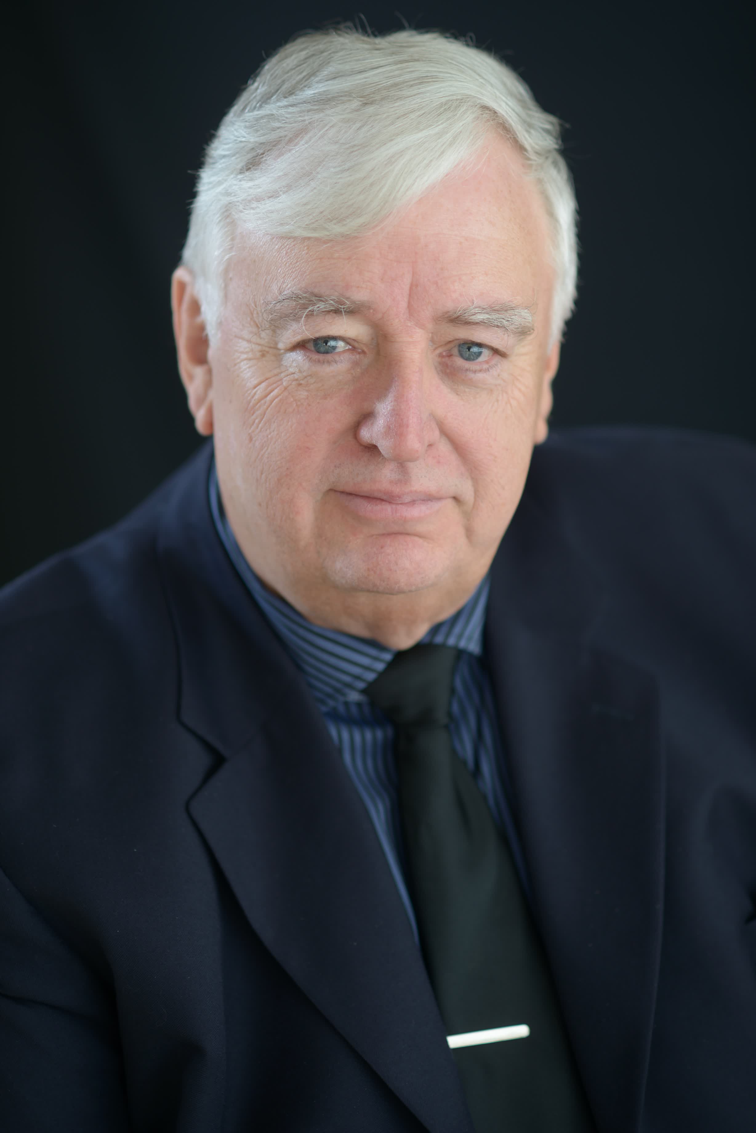 actor Bill Mackenzie large photo