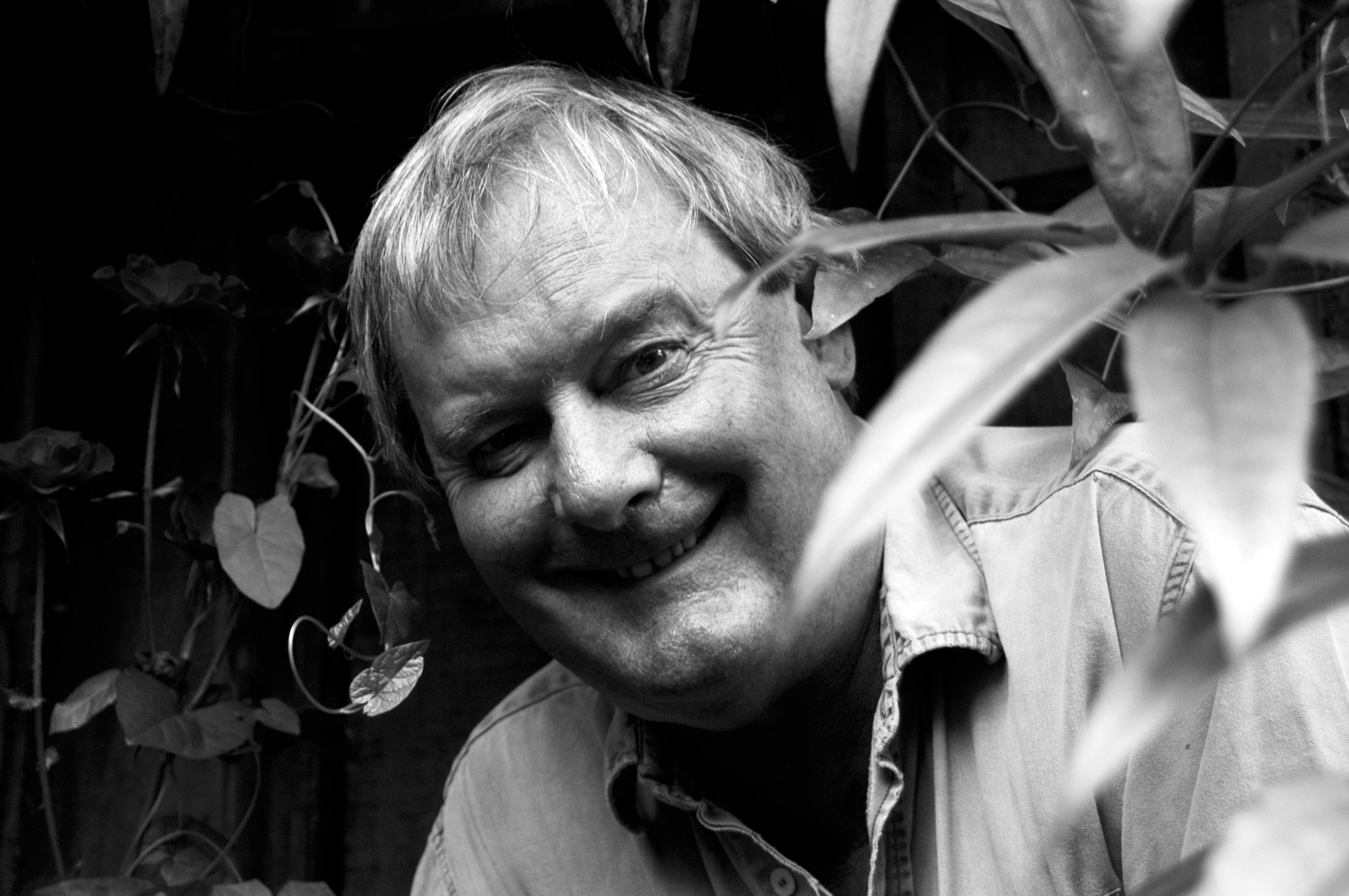 actor John Fortune large photo