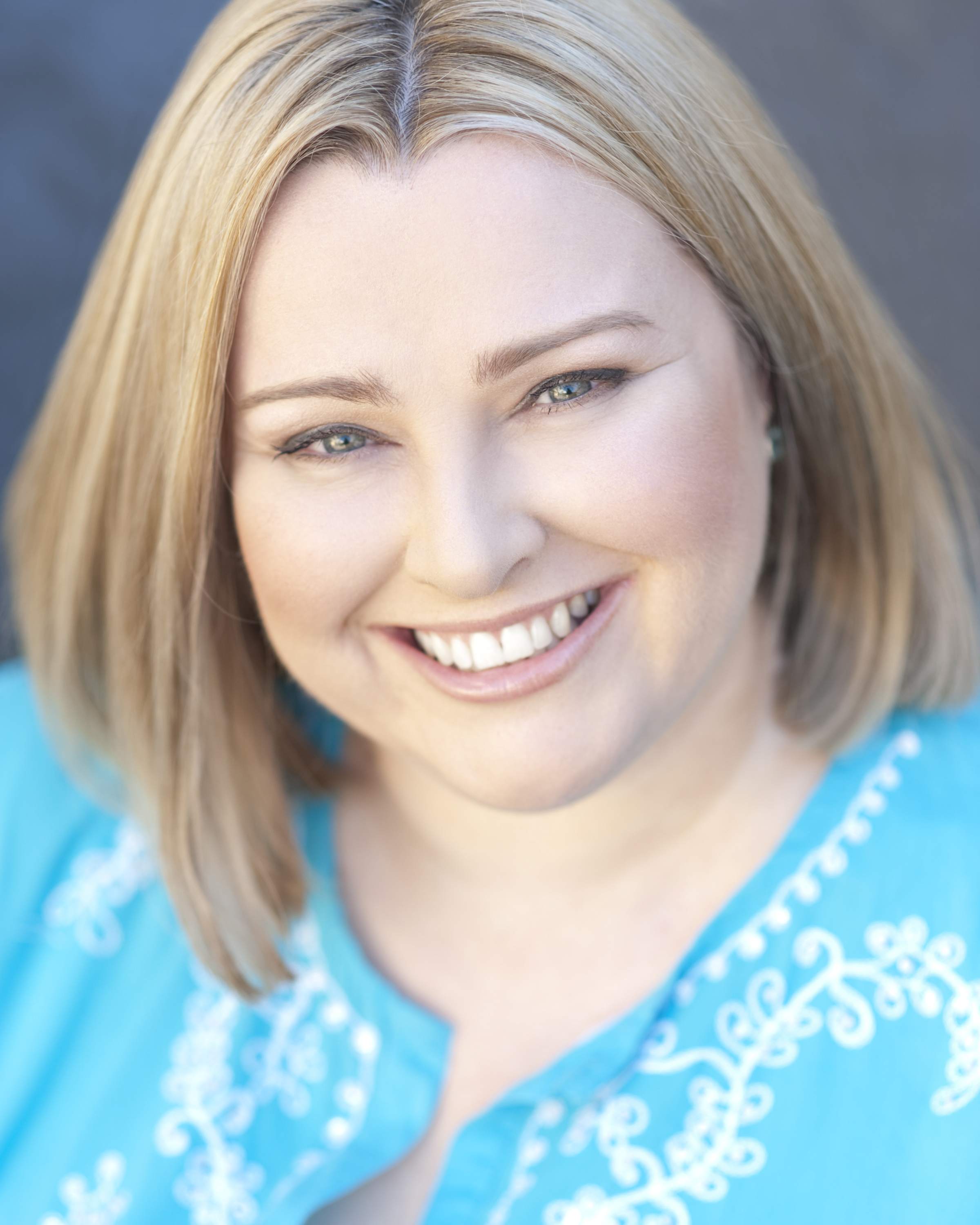 actor Lara Mulcahy large photo