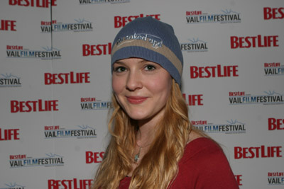 actor Chelse Swain large photo