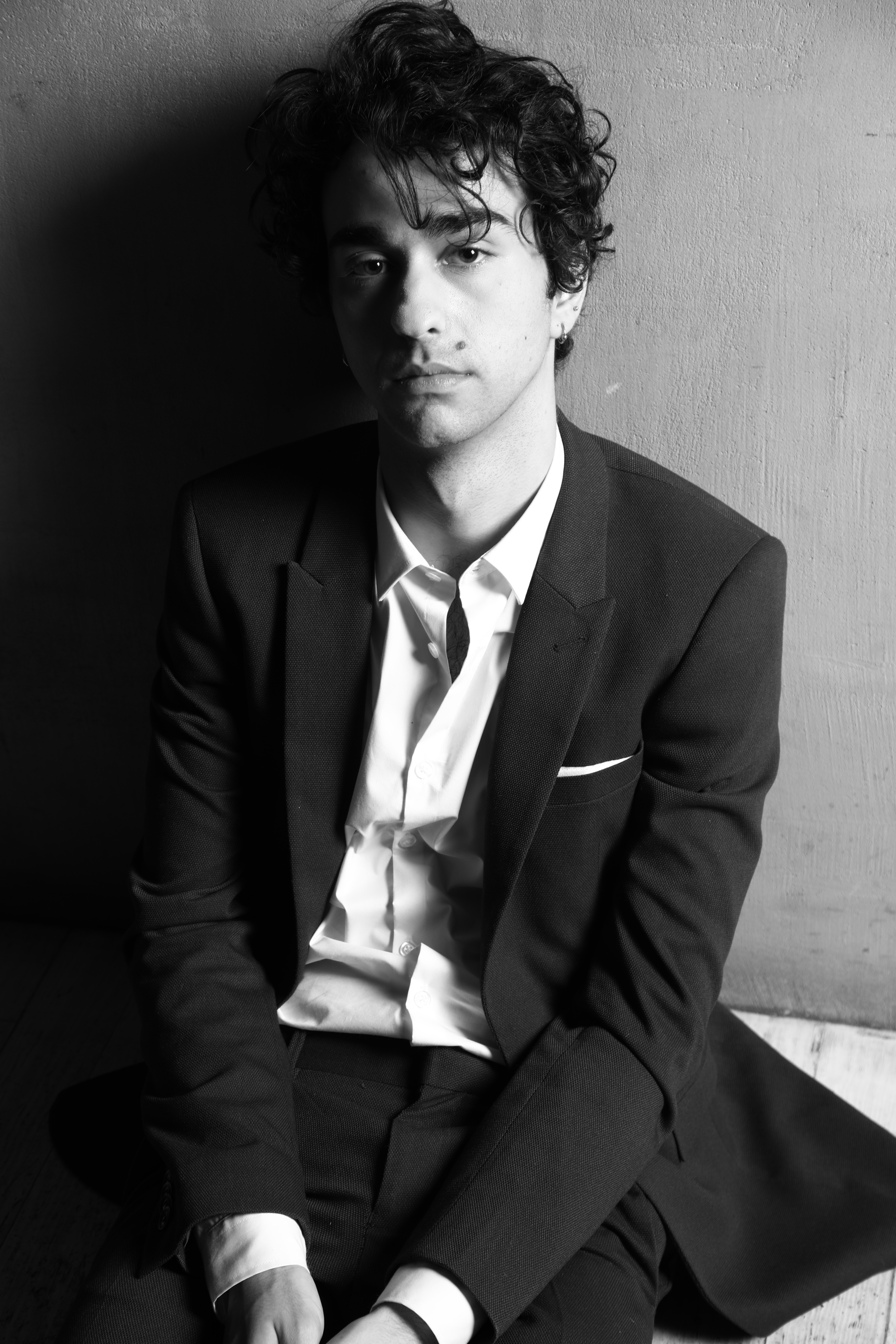 actor Alex Wolff large photo