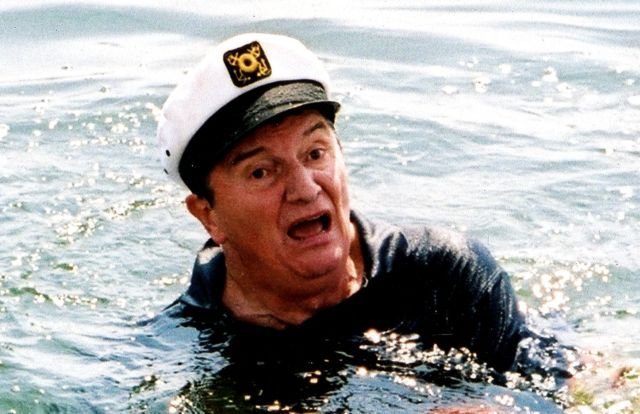 actor Larry Bryggman large photo