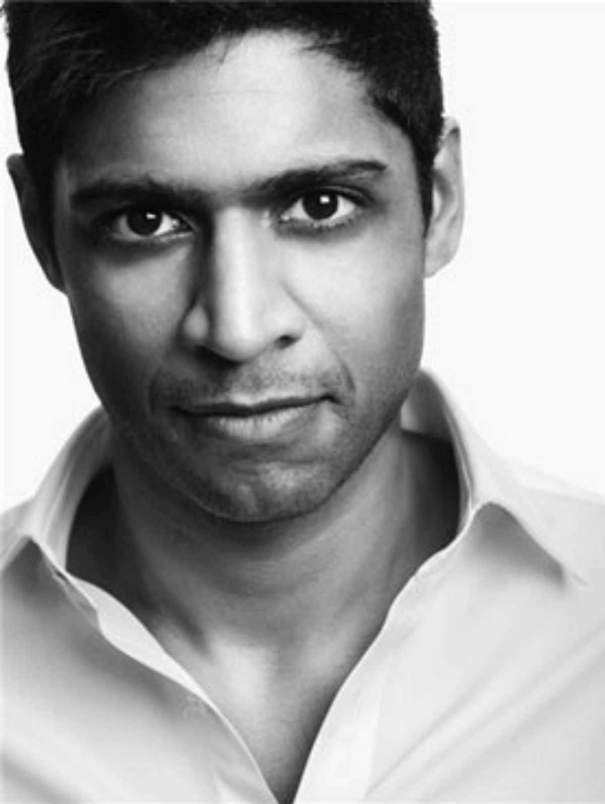 actor San Shella large photo