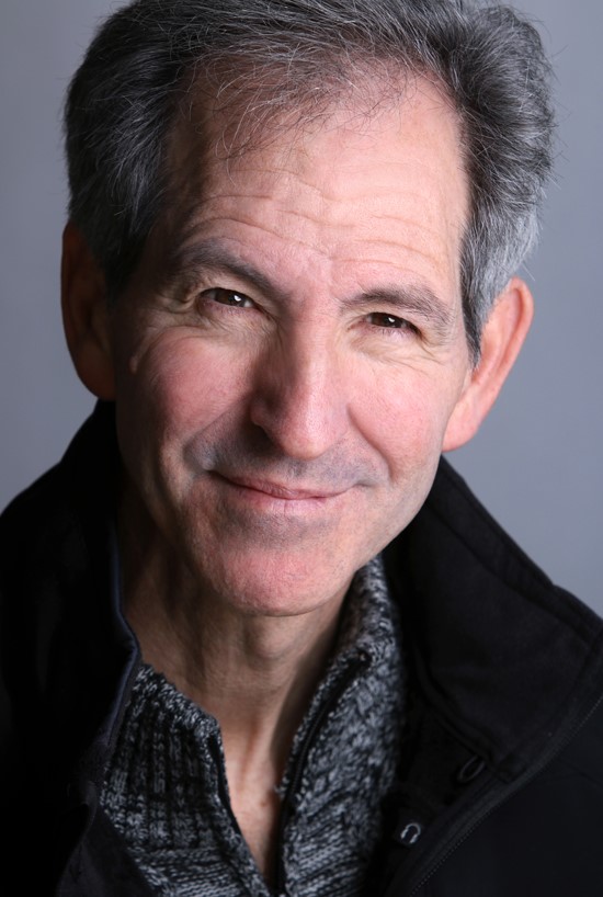 actor Joel Weiss large photo