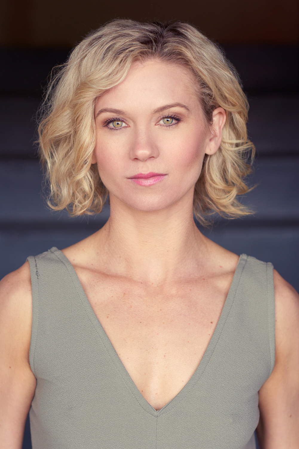 actor Natasha Leigh large photo