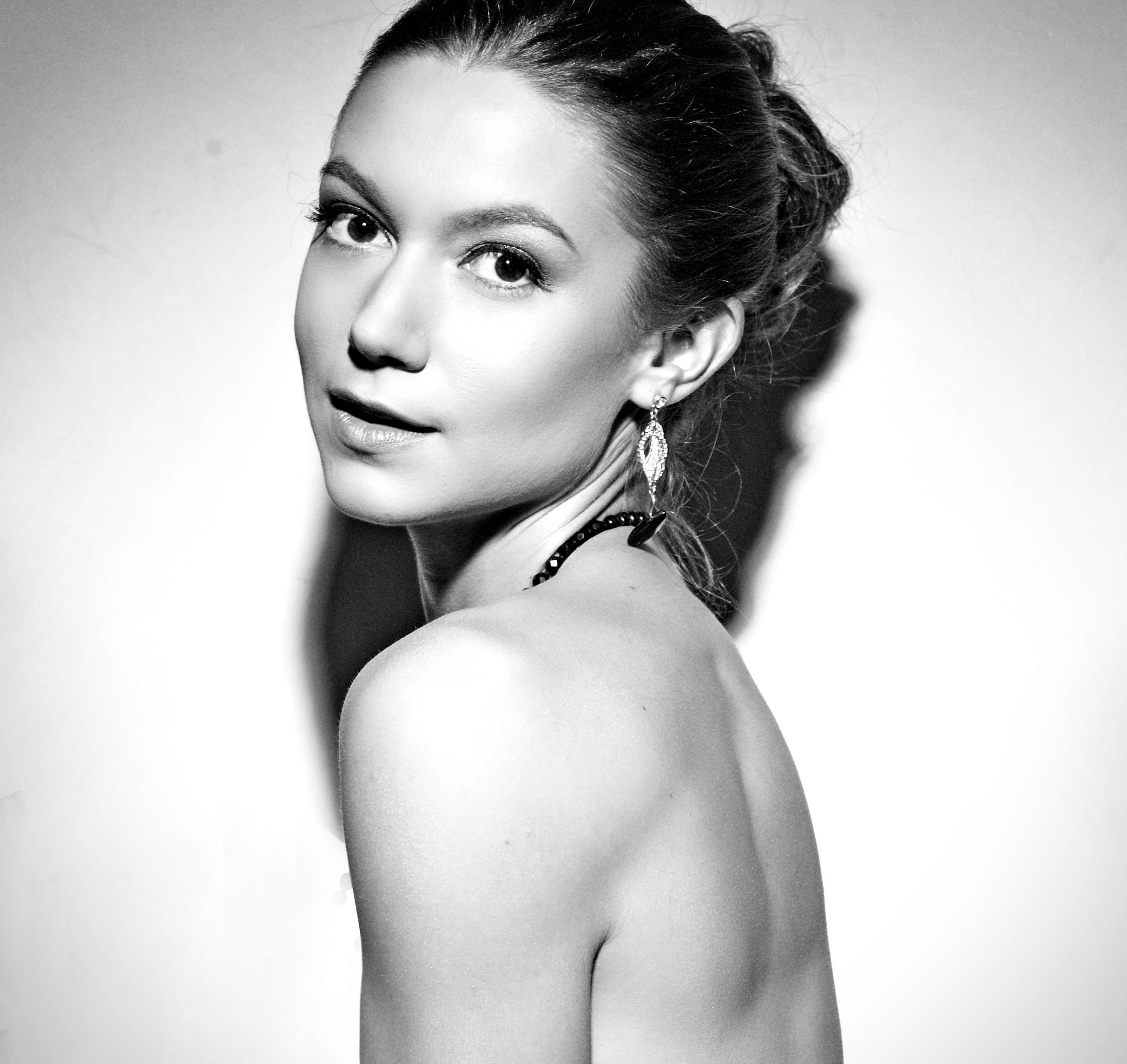 actor Kate Maberly large photo