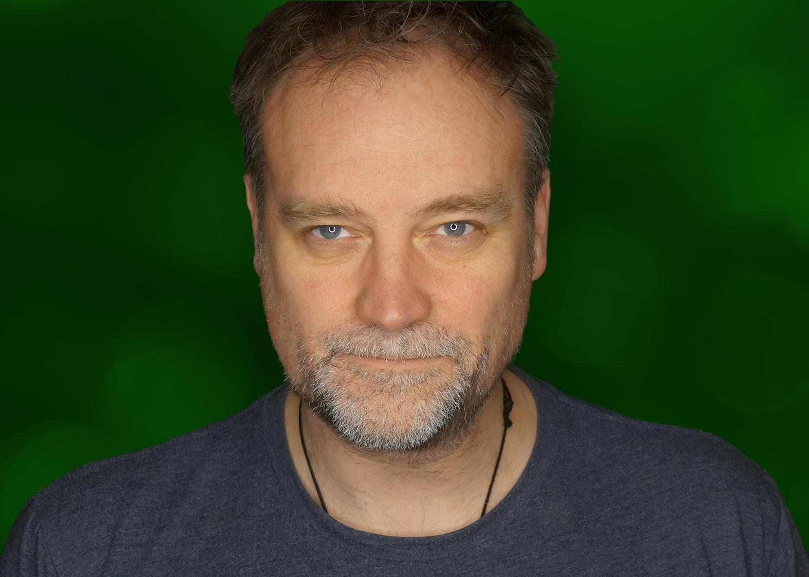 actor David Hewlett large photo