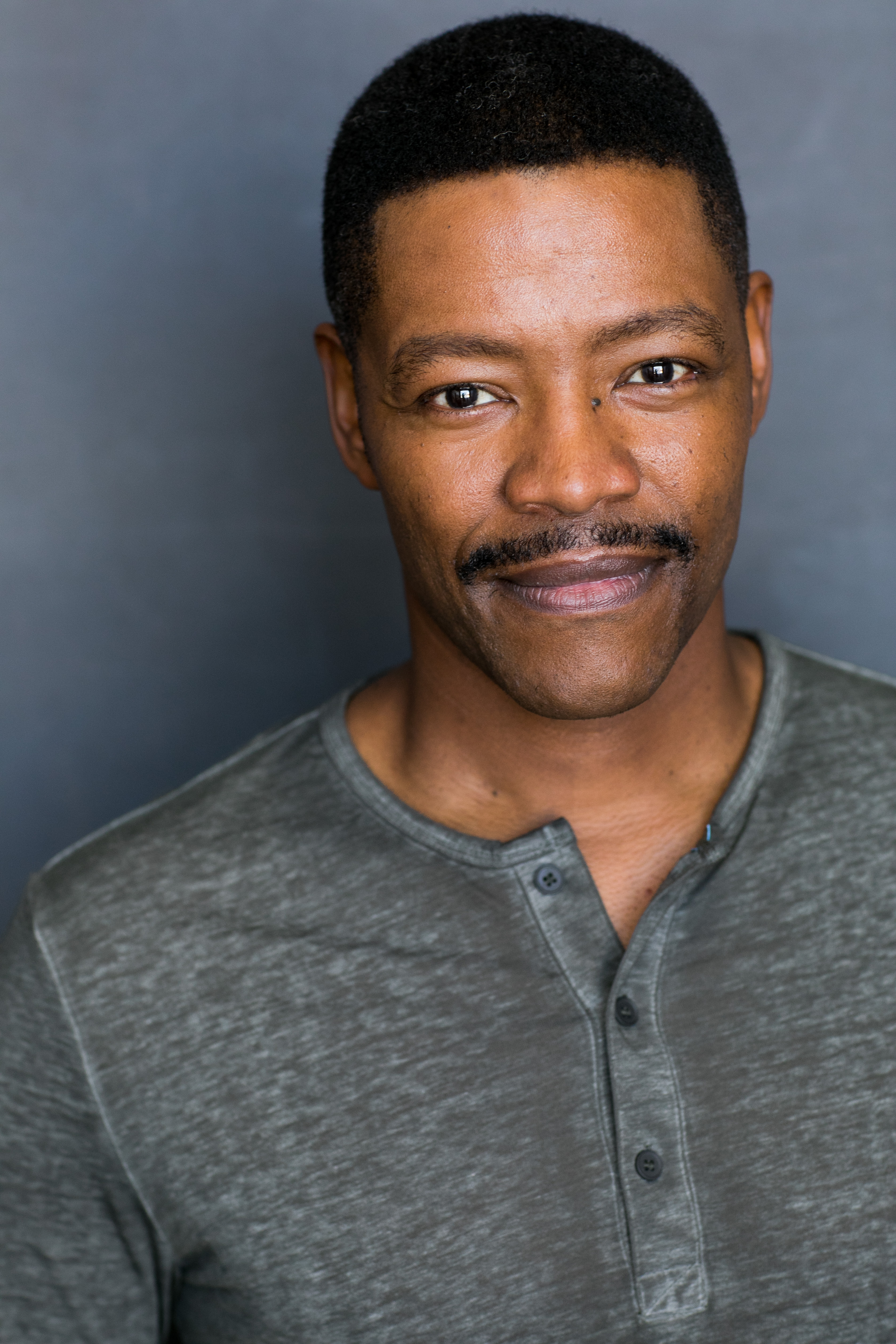 actor Garland Whitt large photo