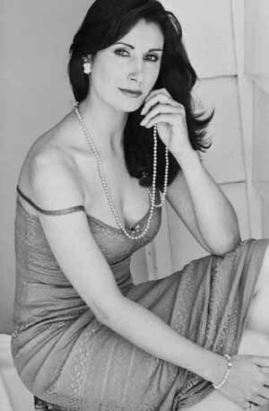 actor Julieta Rosen large photo