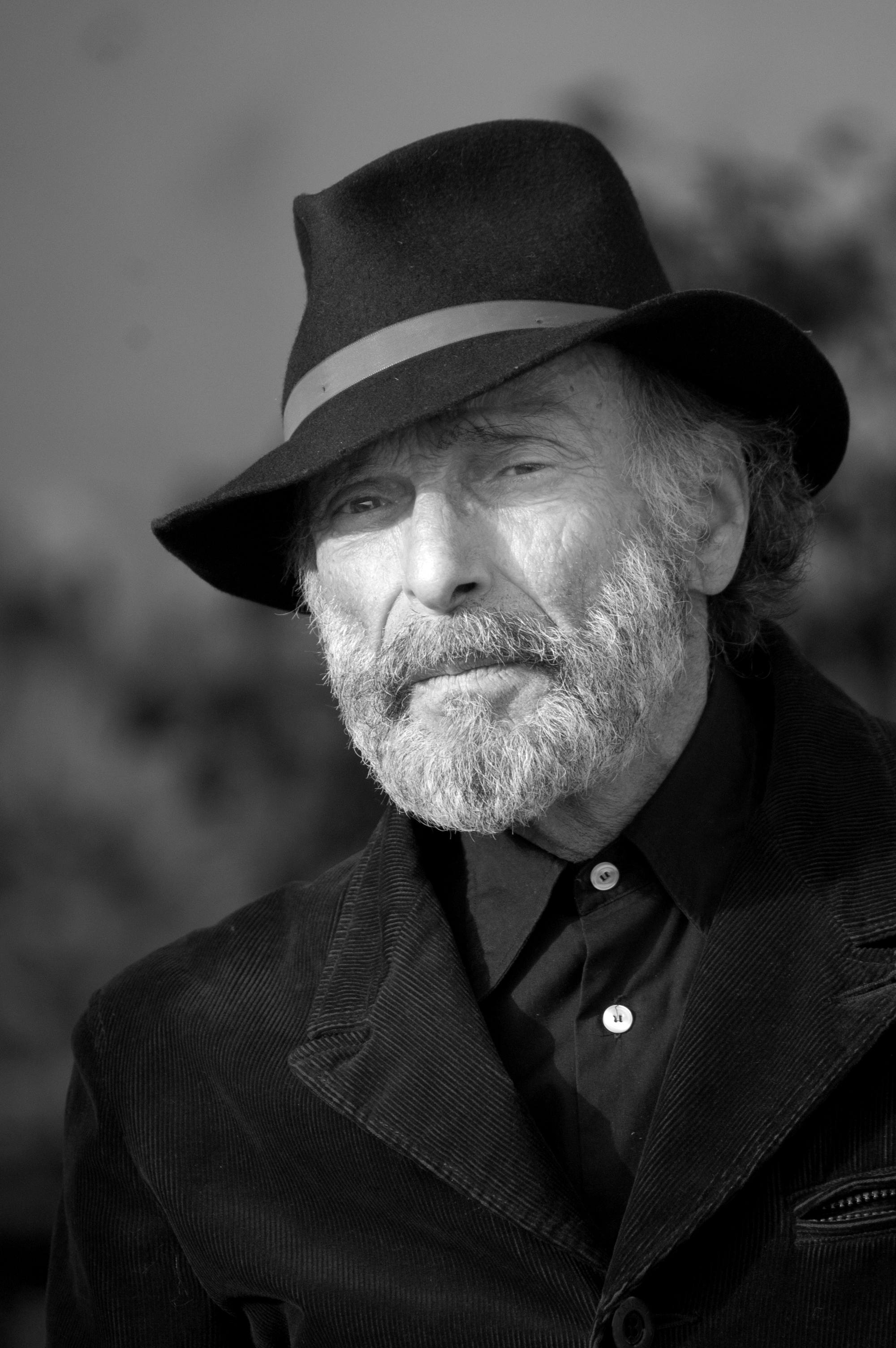 actor Marc Fiorini large photo