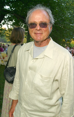actor Harris Yulin large photo