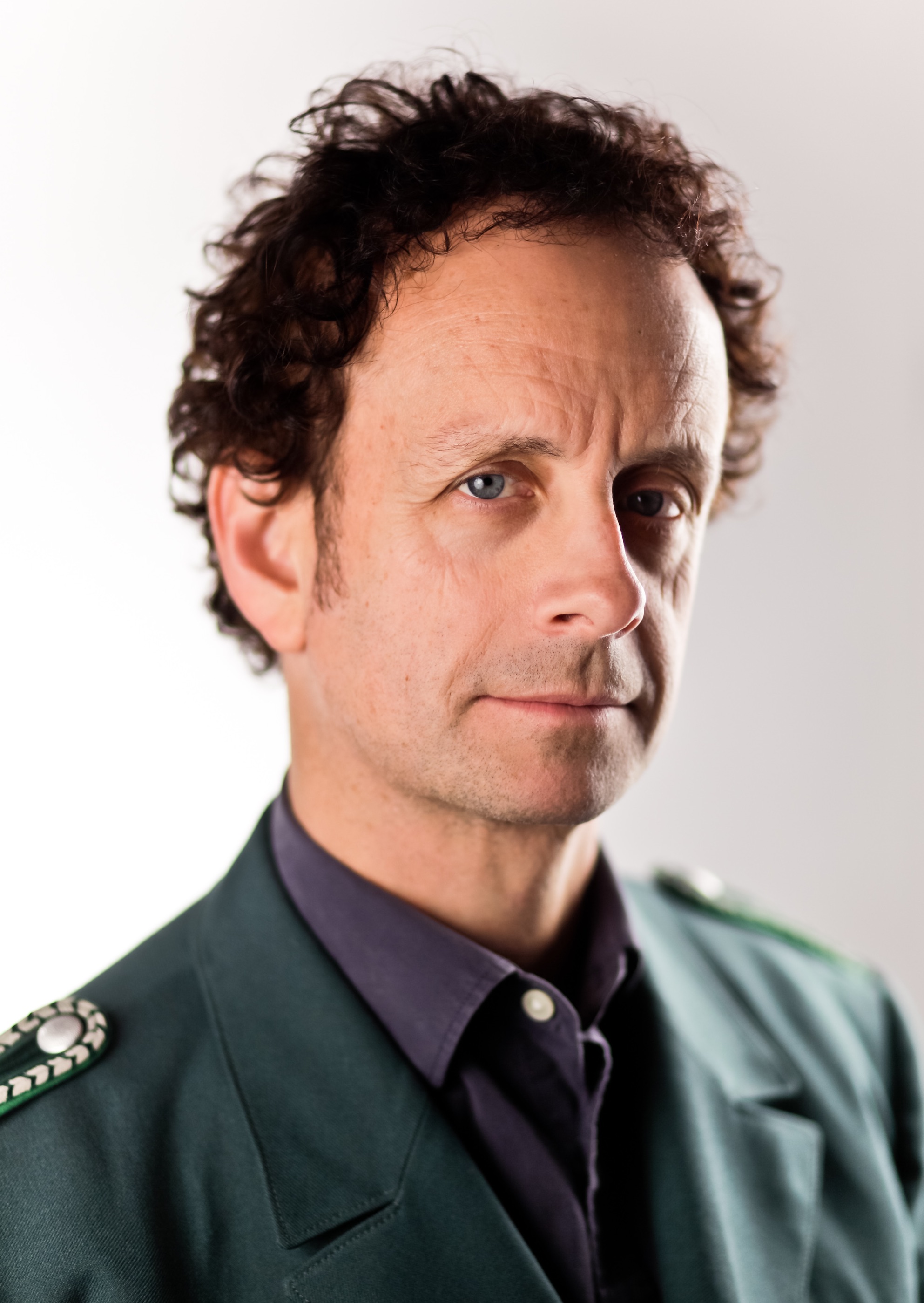 actor Kevin McDonald large photo