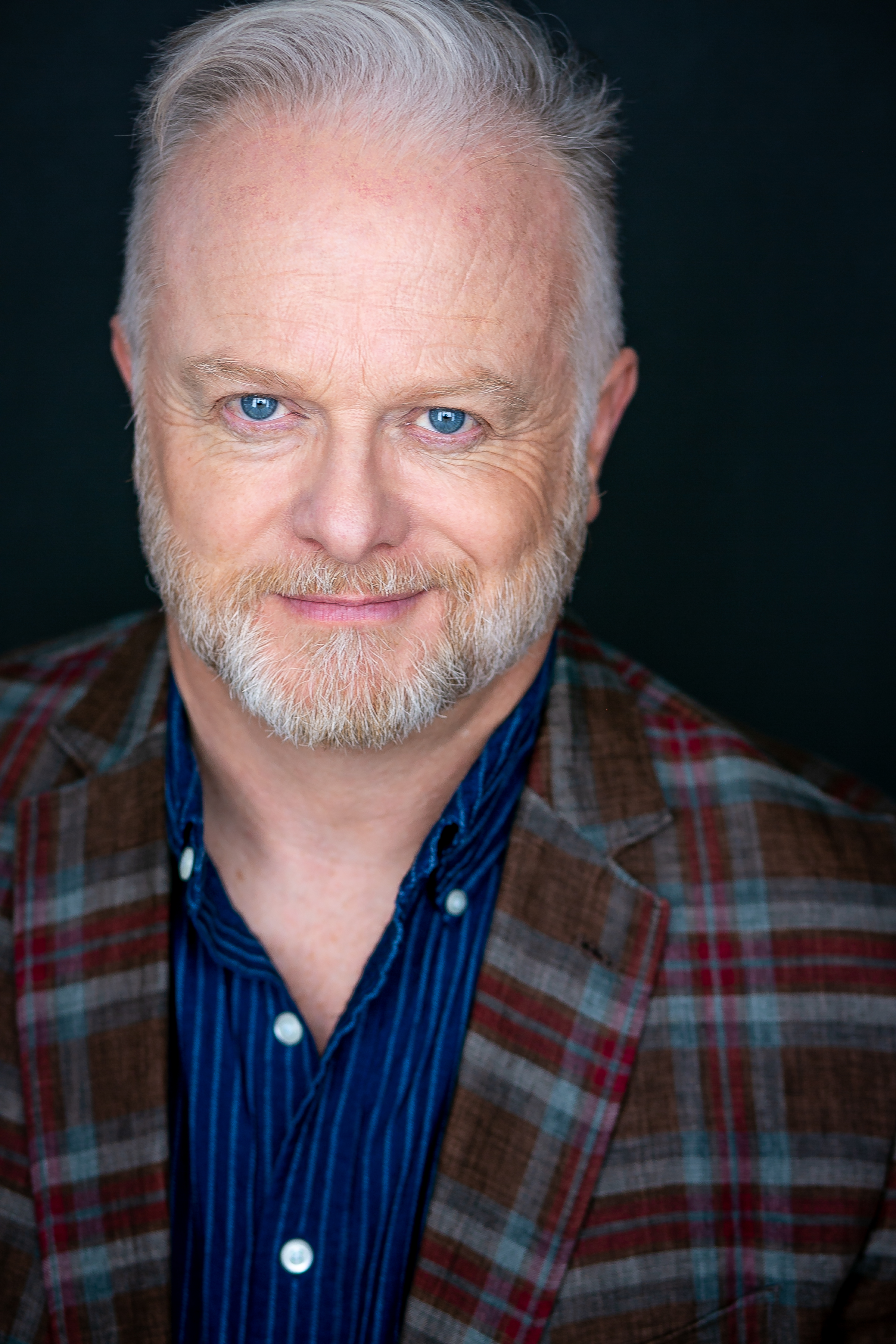 actor Peter Breitmayer large photo