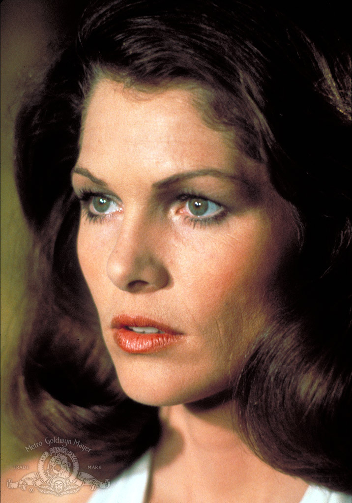 actor Lois Chiles large photo