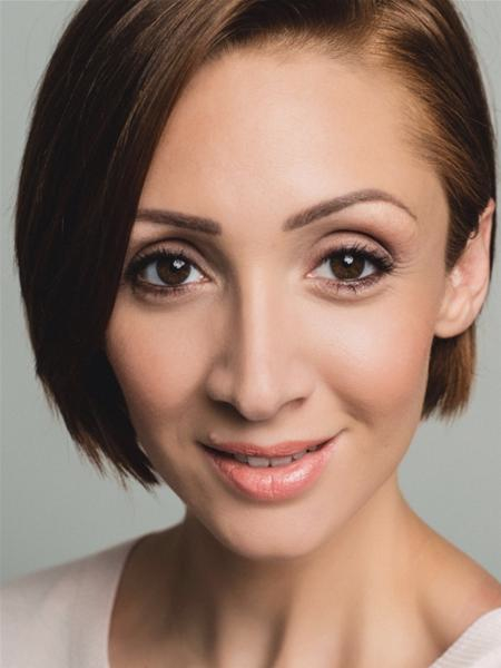 actor Lucy-Jo Hudson large photo