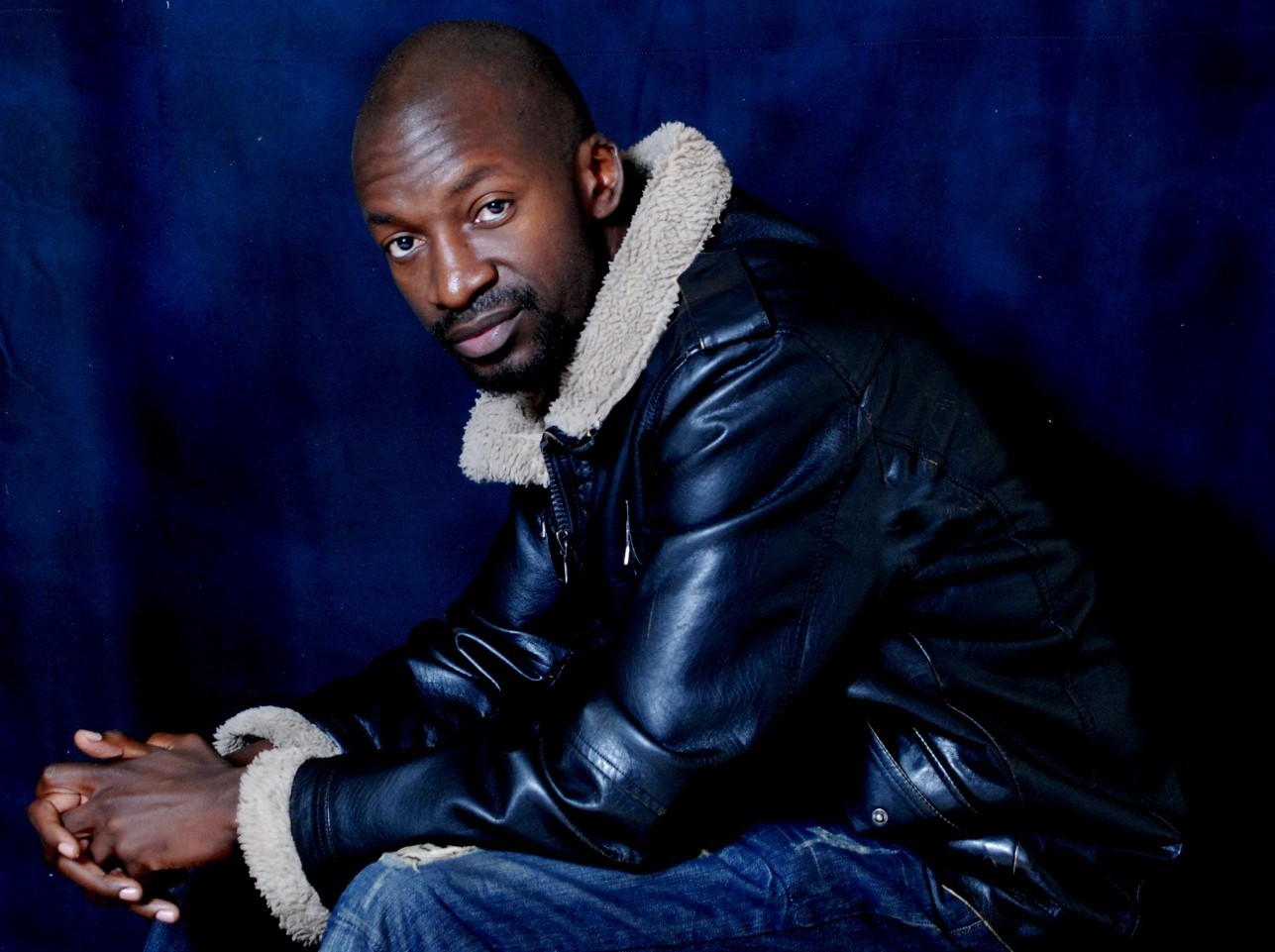 actor Eugene Khumbanyiwa large photo