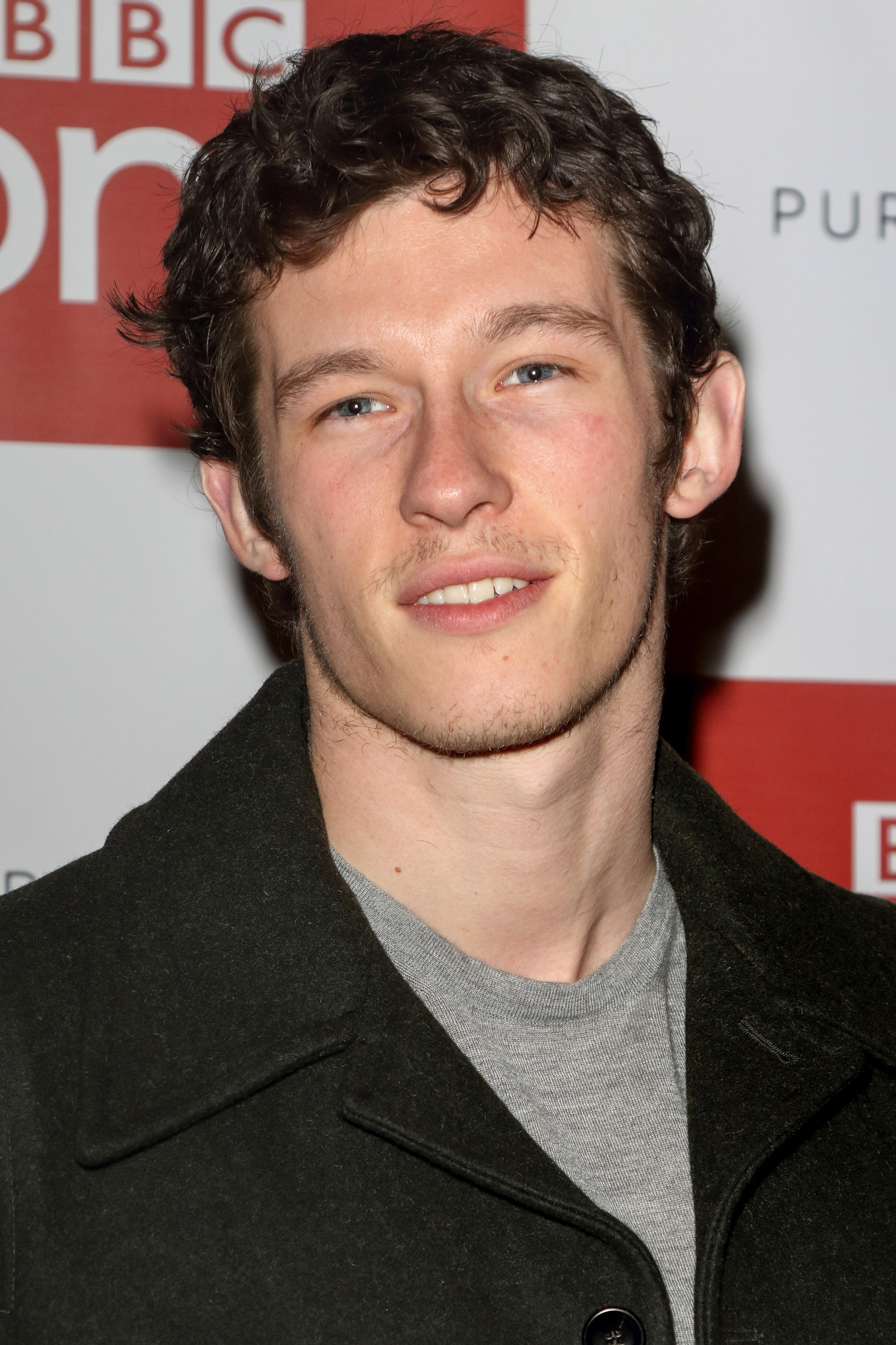 actor Callum Turner large photo