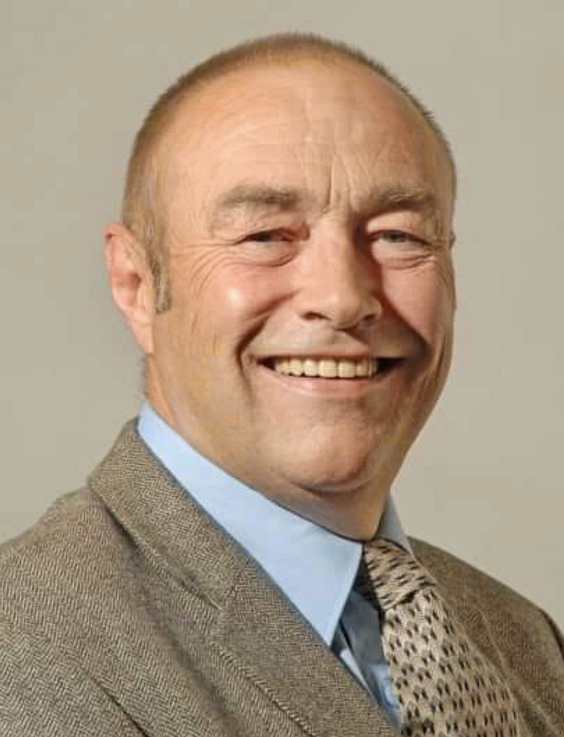 actor Ron Smerczak large photo