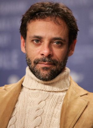 actor Alexander Siddig large photo
