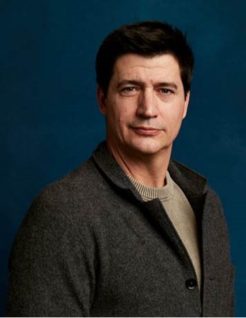 actor Ken Marino large photo
