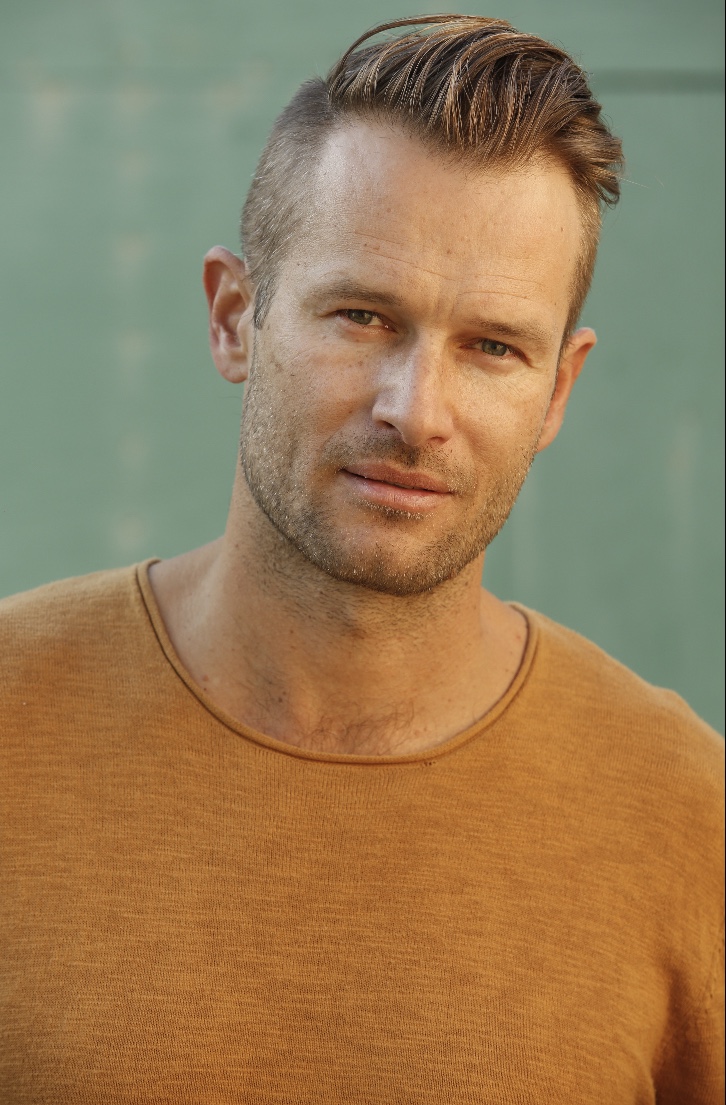 actor Johann Urb large photo