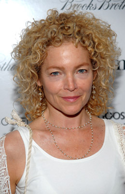 actor Amy Irving large photo