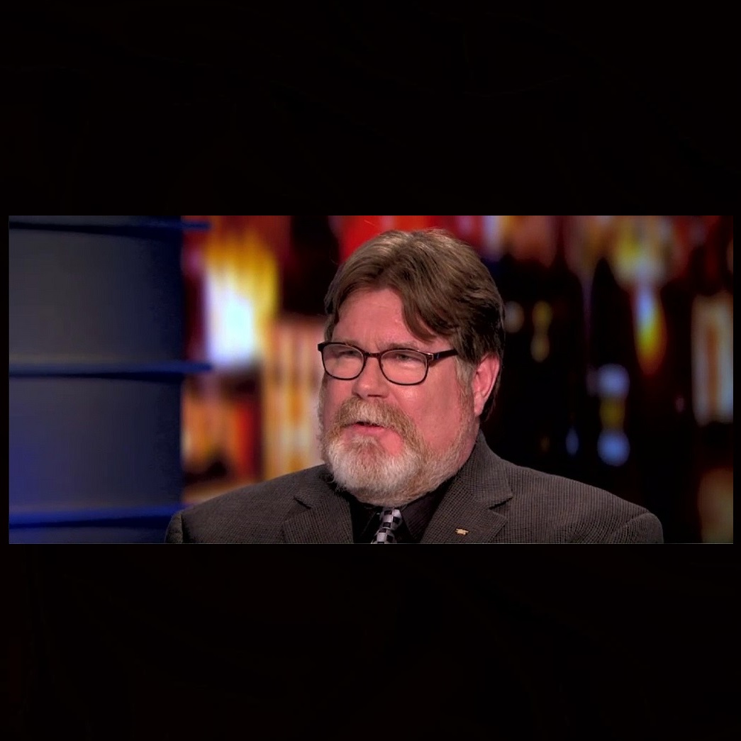 actor Chuck Pfarrer large photo