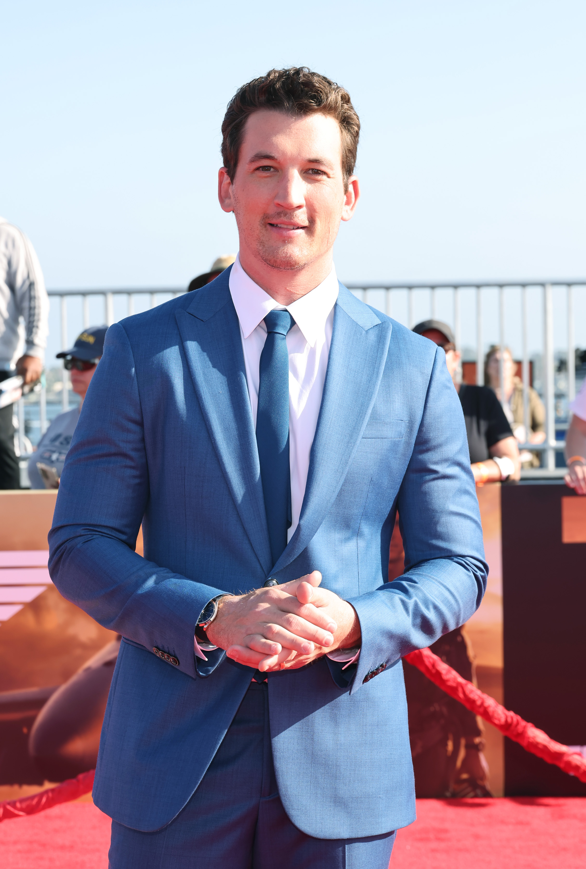actor Miles Teller large photo