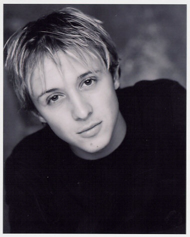 actor Robert Mauriell large photo