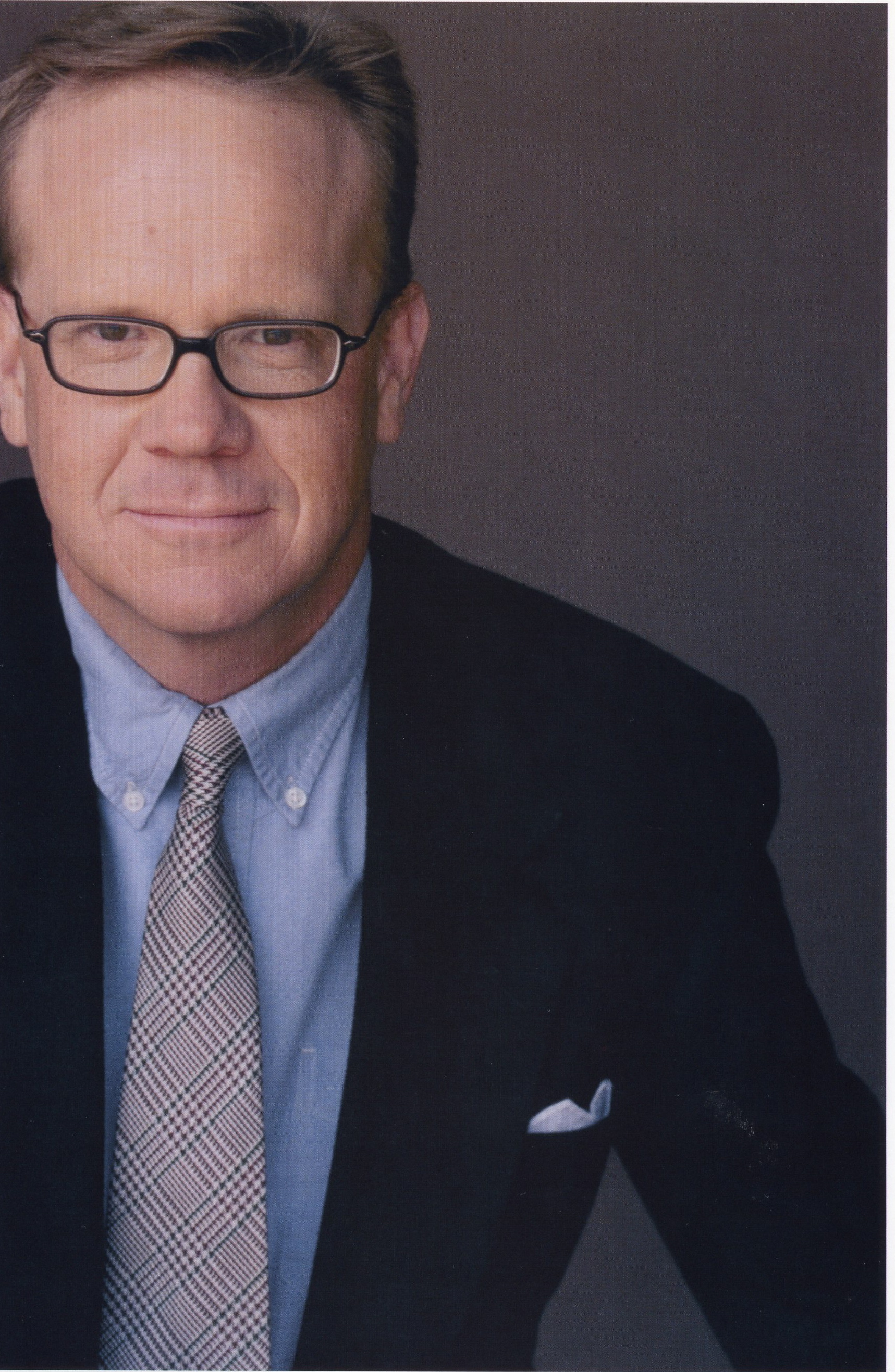 actor Peter Mackenzie large photo