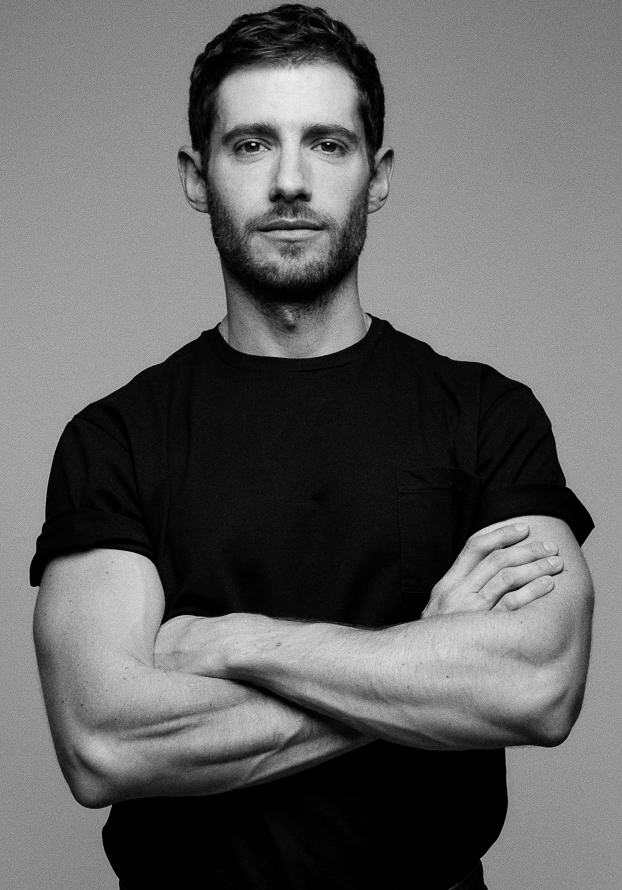 actor Julian Morris large photo