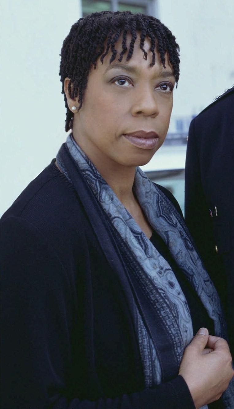 actor Lynne Thigpen large photo