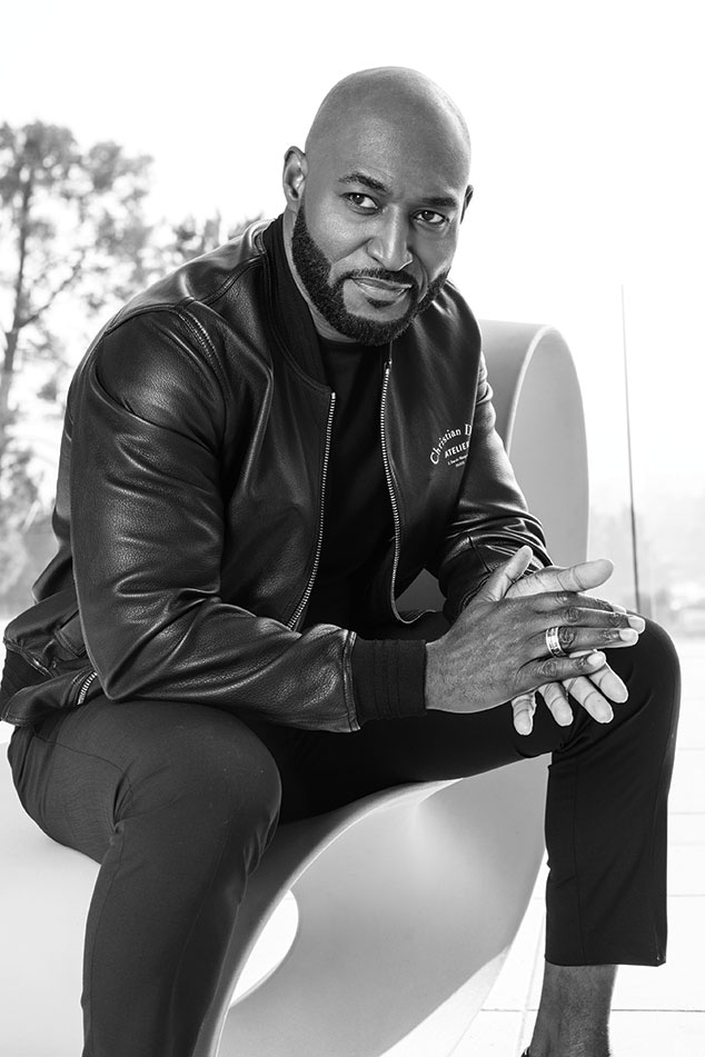 actor Adrian Holmes large photo