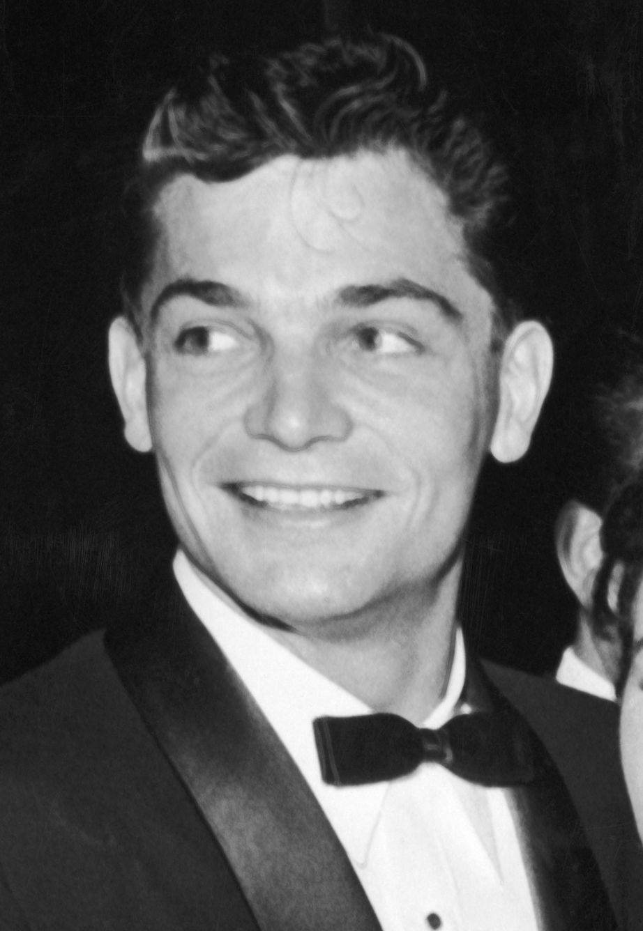 actor Larry Pennell large photo