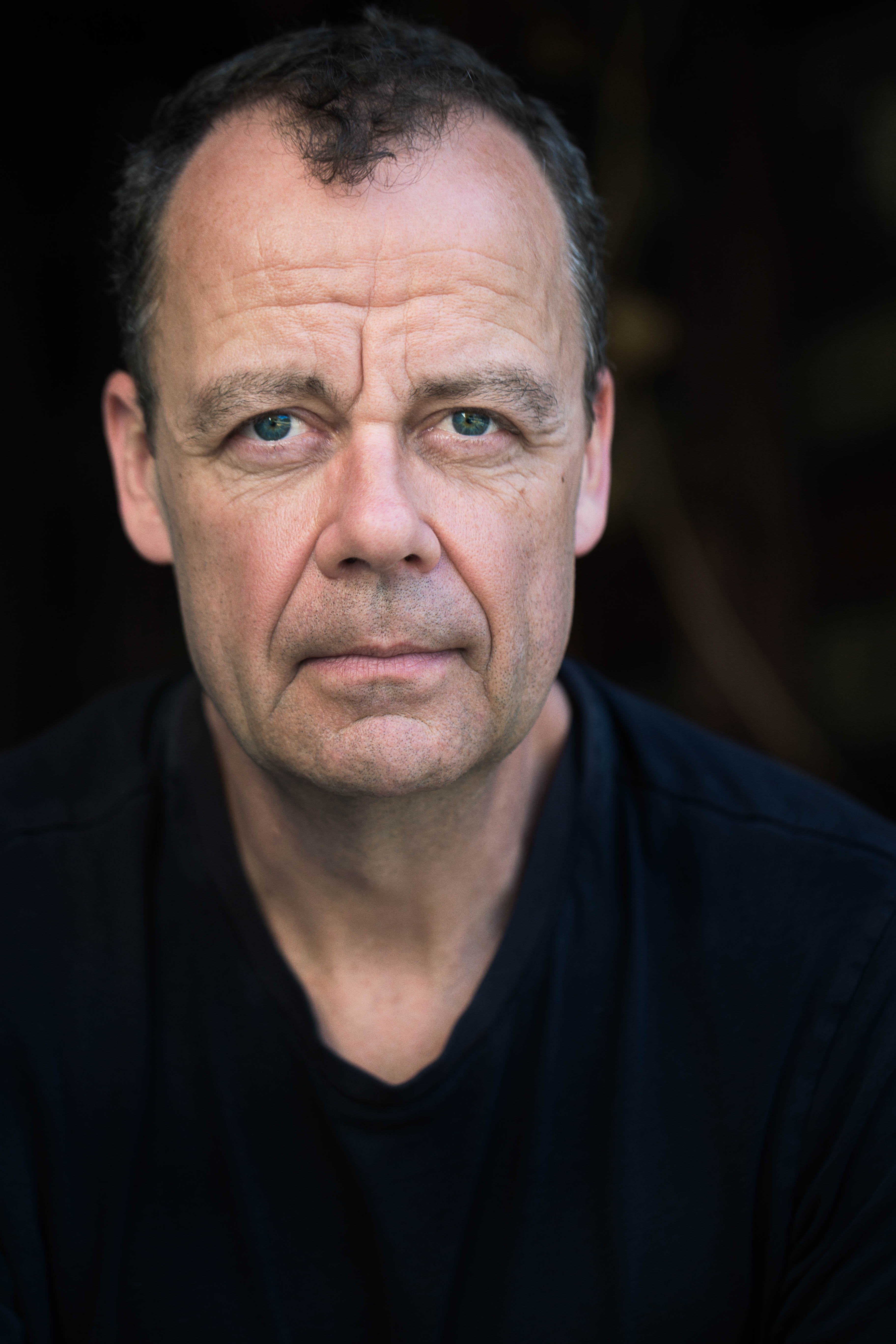 actor Brian T. Finney large photo