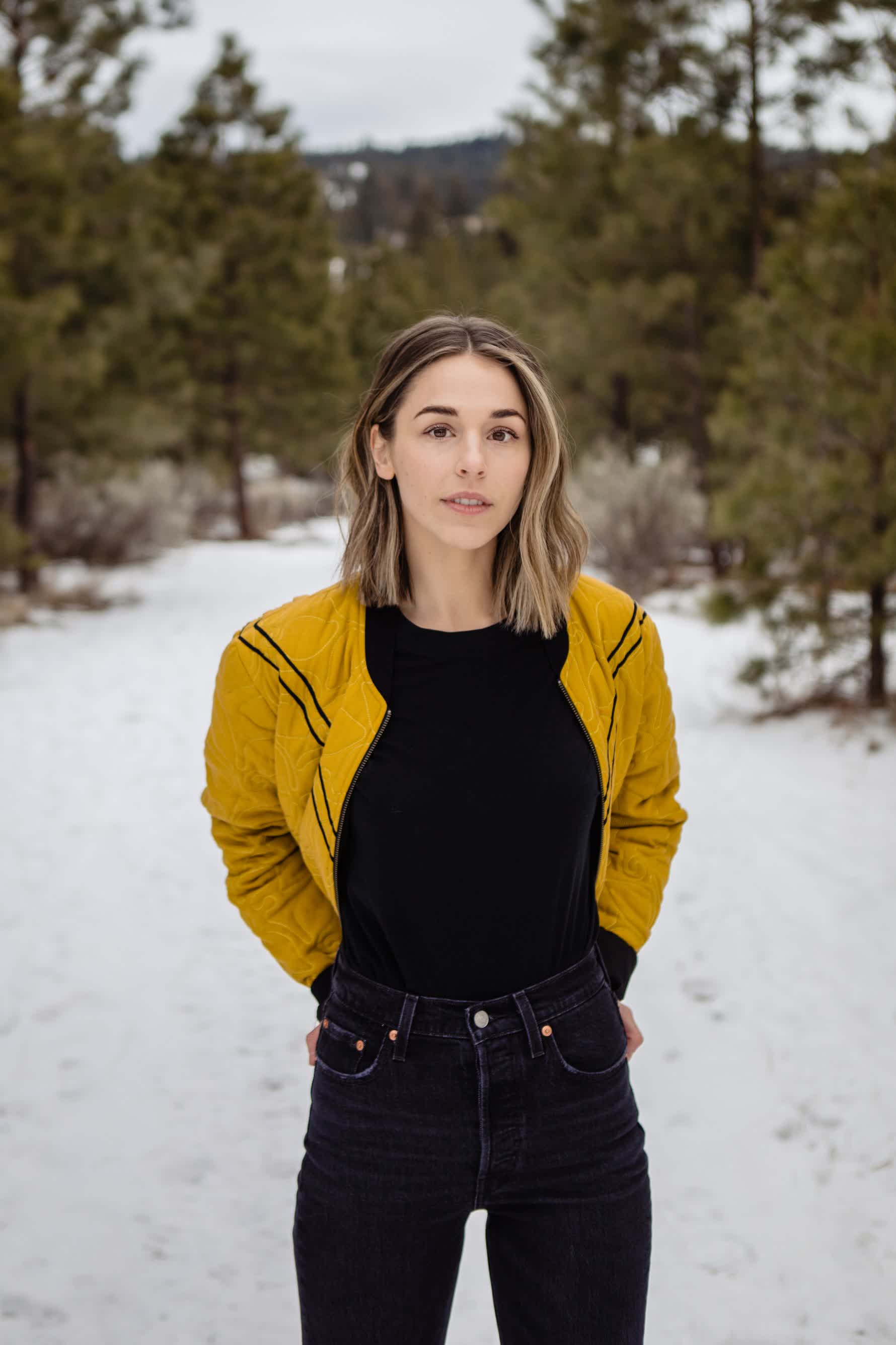 actor Elise Gatien large photo