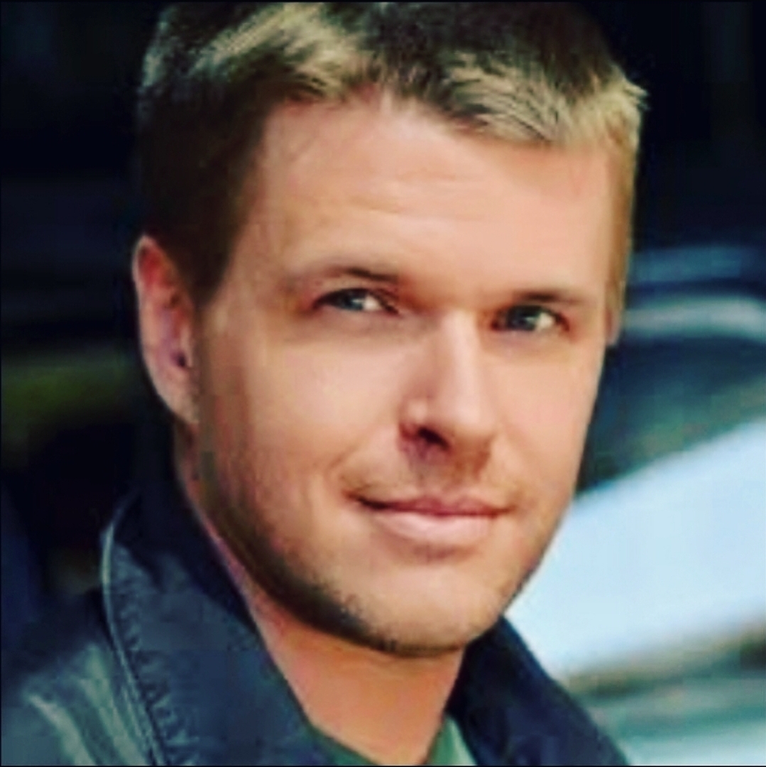 actor David Tom large photo