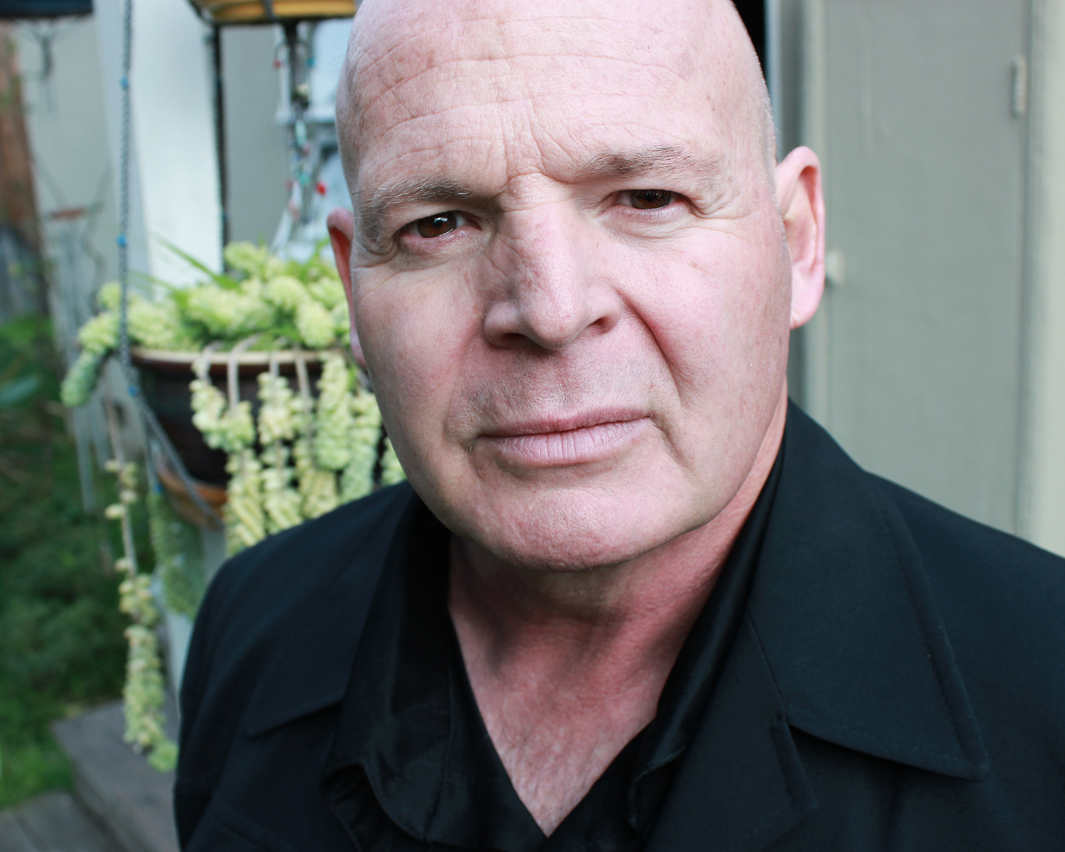 actor Mark Houghton large photo