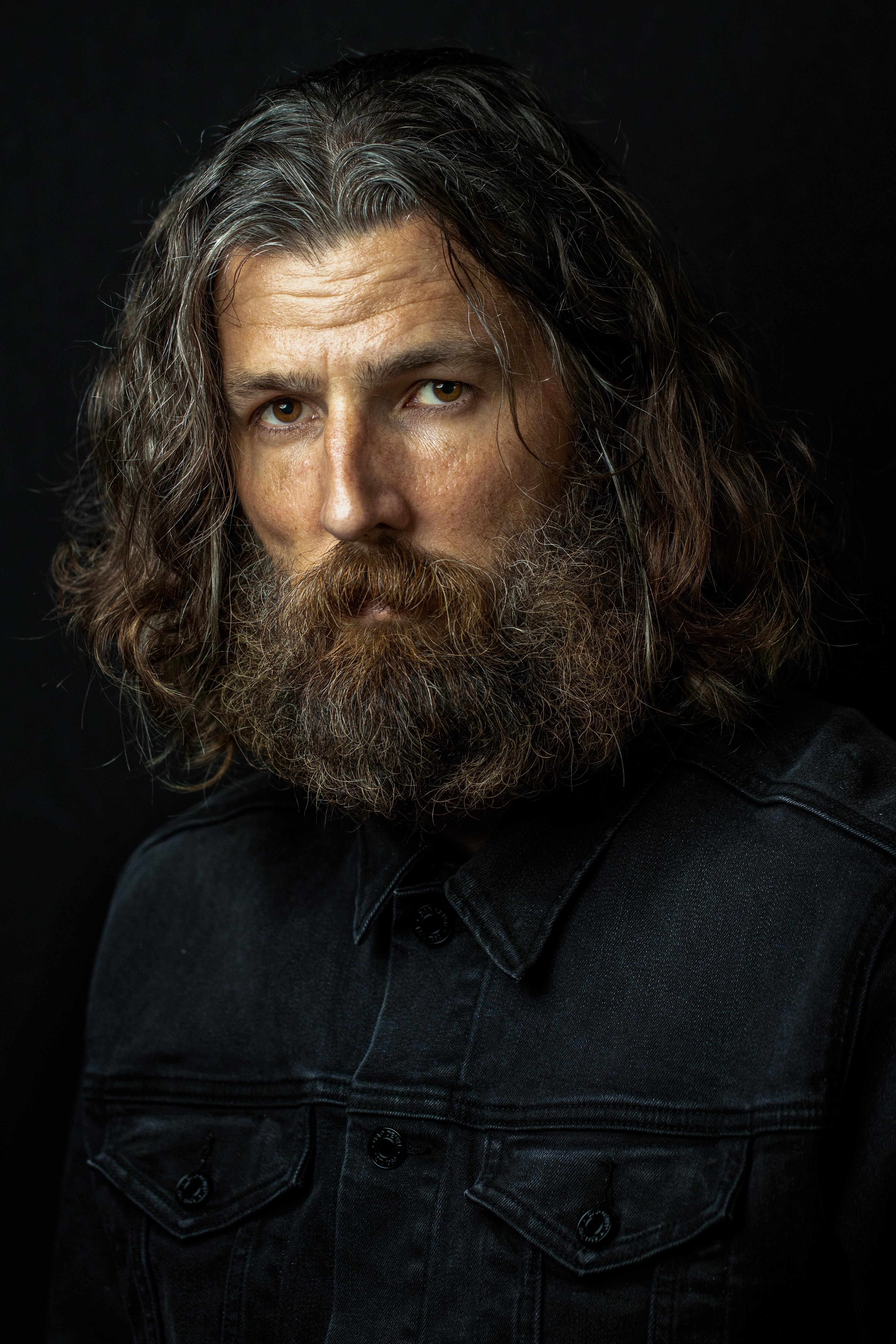 actor Tyler Jon Olson large photo