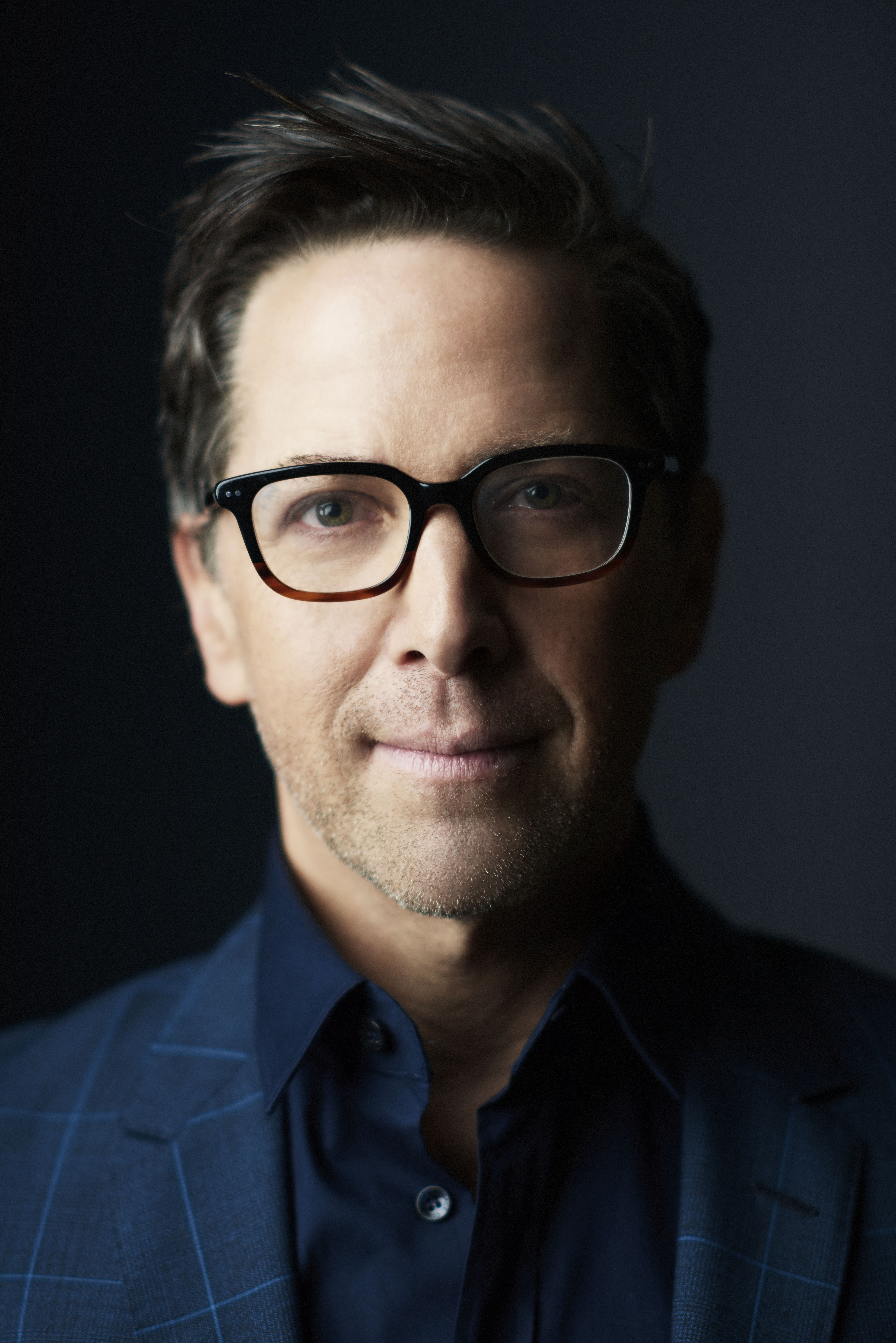 actor Dan Bucatinsky large photo