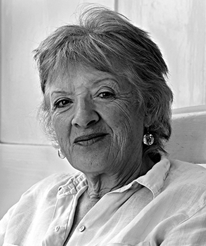 actor Kate Lansbury large photo