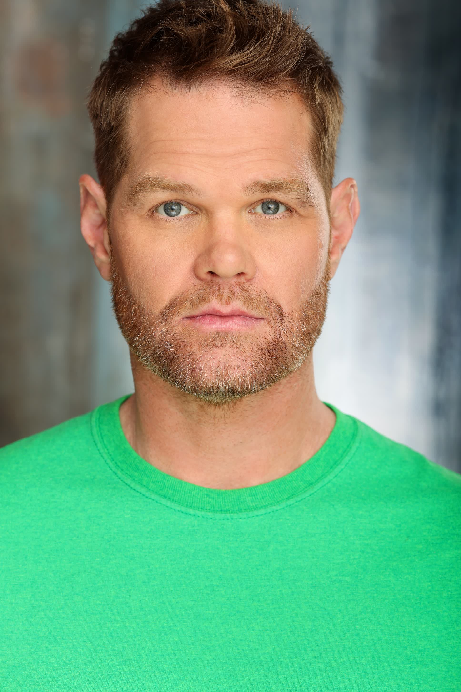 actor Scott Caudill large photo