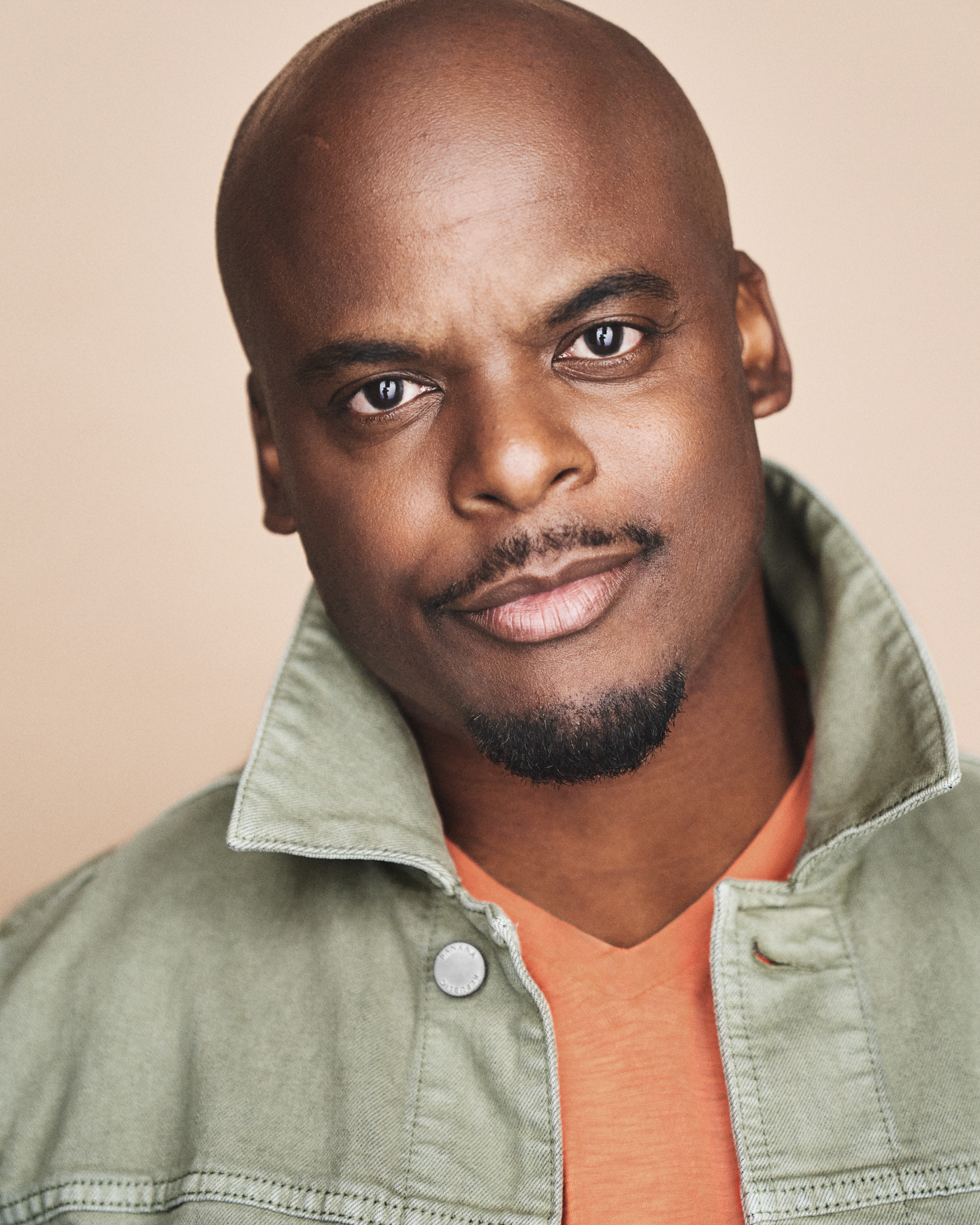 actor Dexter Bell large photo