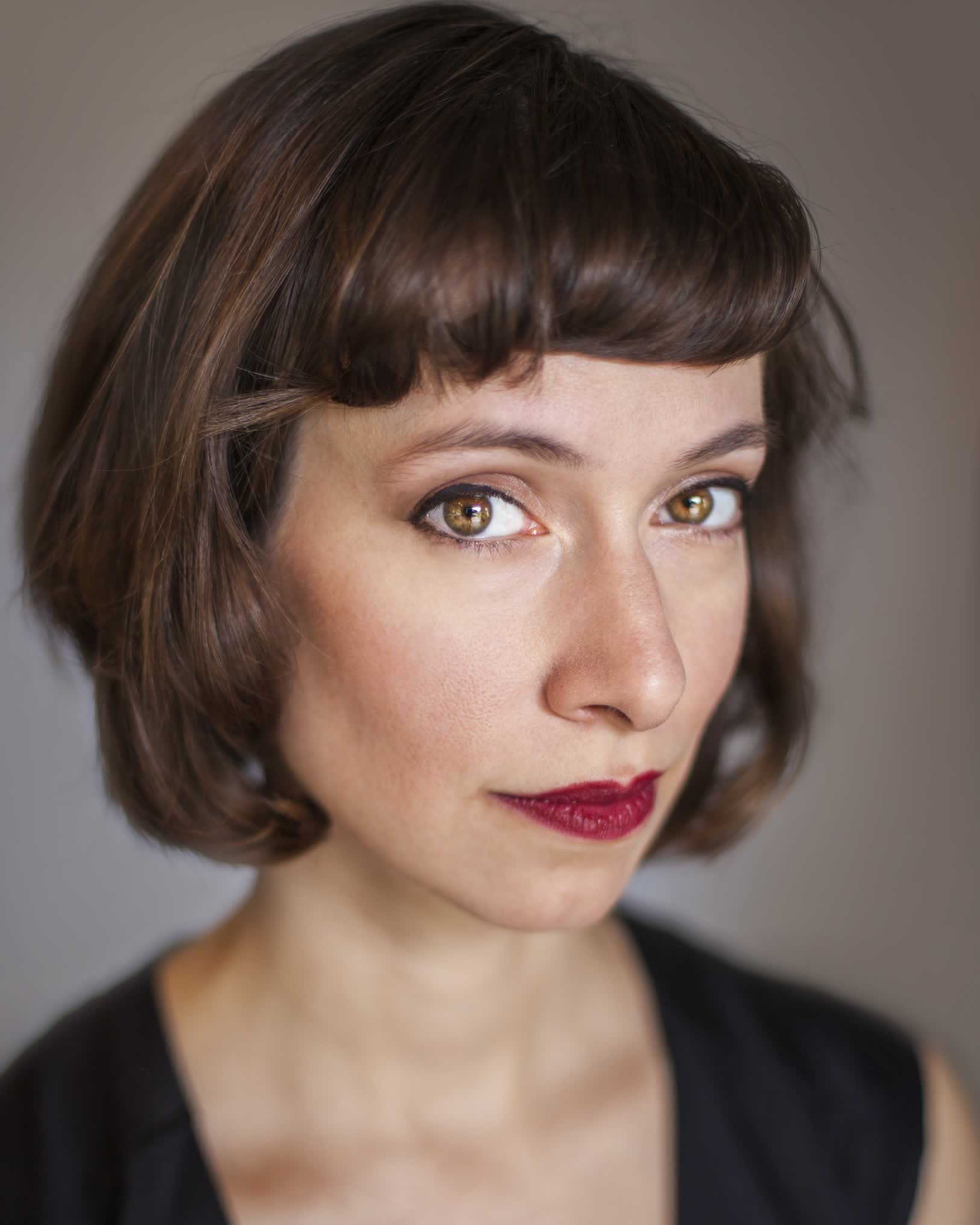 actor Caroline Fourmy large photo