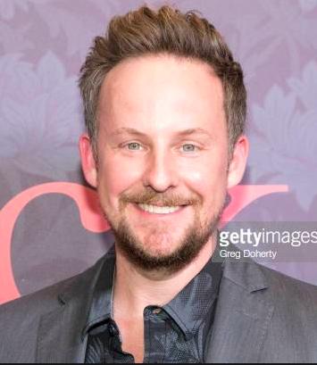 actor Stephen Guarino large photo