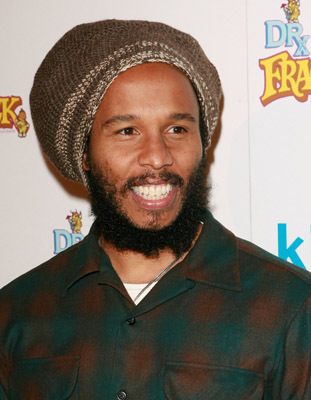 actor Ziggy Marley large photo