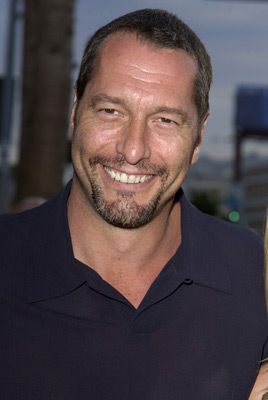 actor Ken Kirzinger large photo